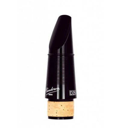 THE NEW STANDARD mouthpiece for German clarinet.